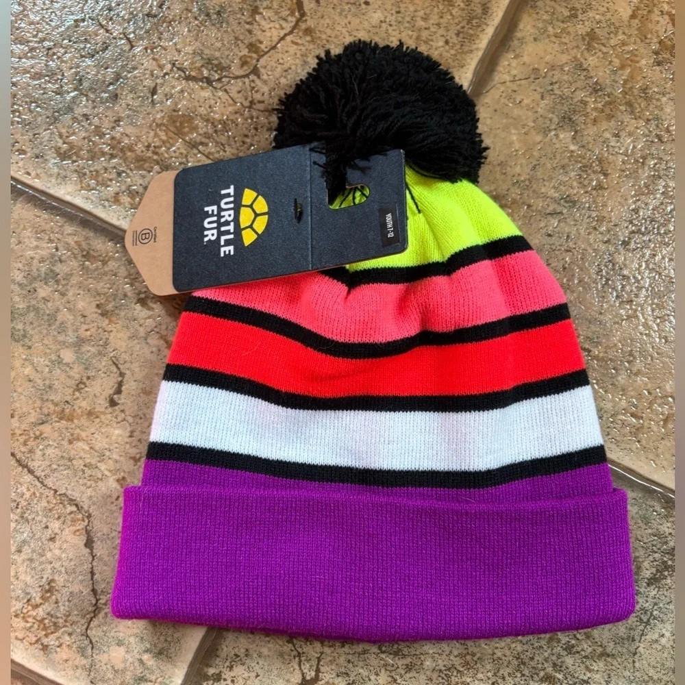 NWT Turtle Fur Youth Rooftop Rave Beanie OS ages 7-12